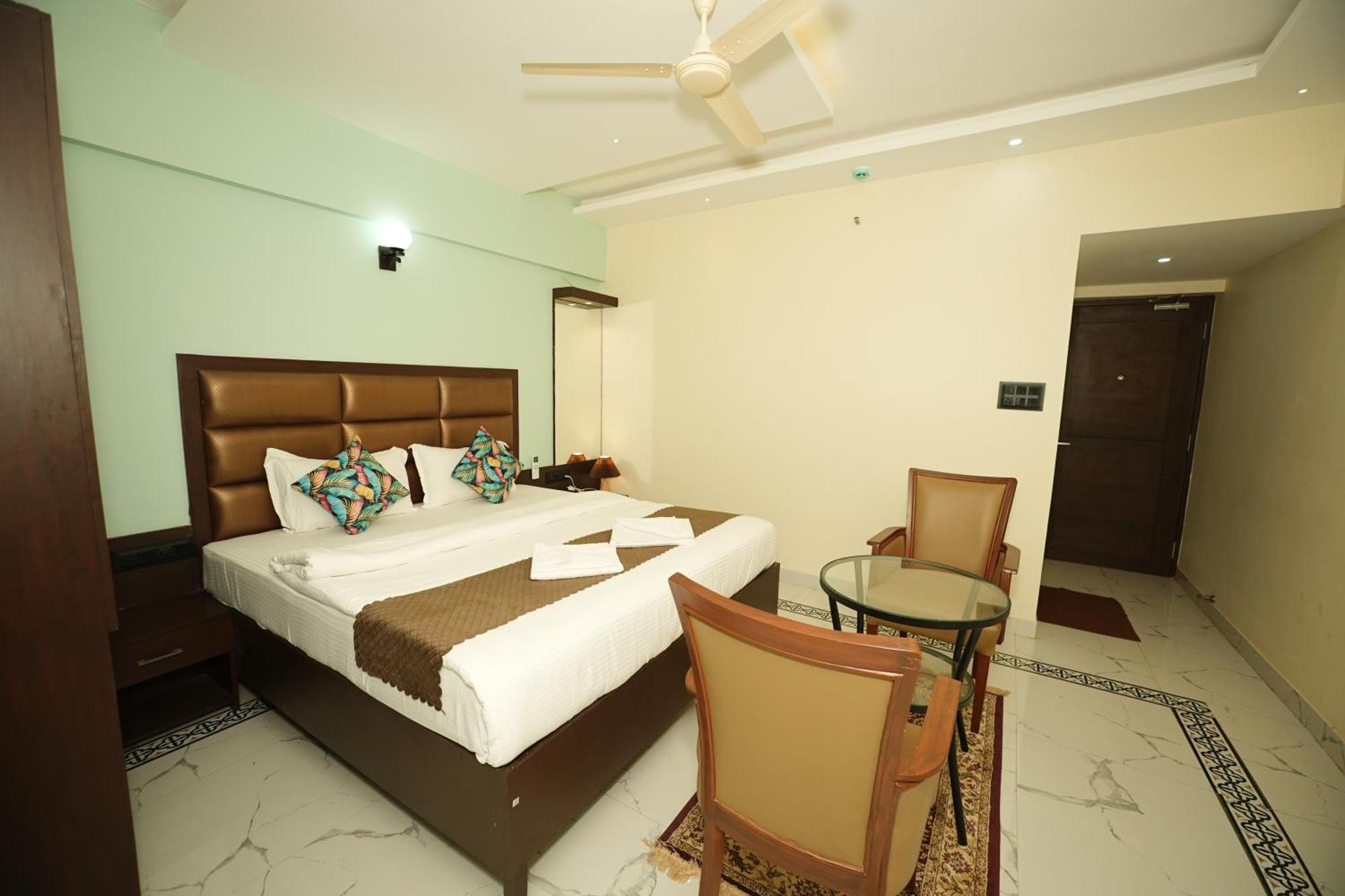 Saikiran Hotel มาปูซา ภายนอก รูปภาพ